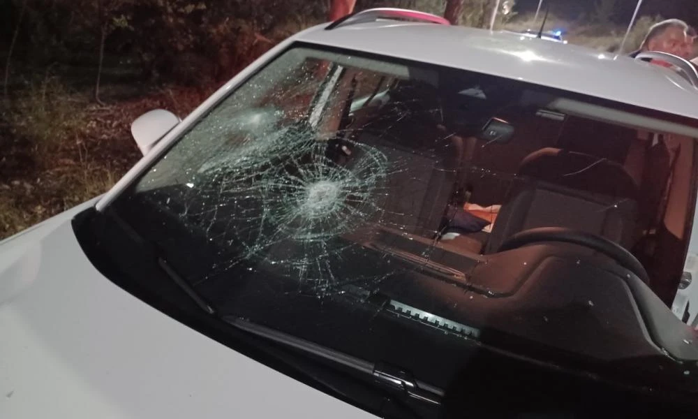 Σε ενέδρα έπεσε ο δήμαρχος Λαμίας: Έσπασαν τα τζάμια στο αυτοκίνητο του!